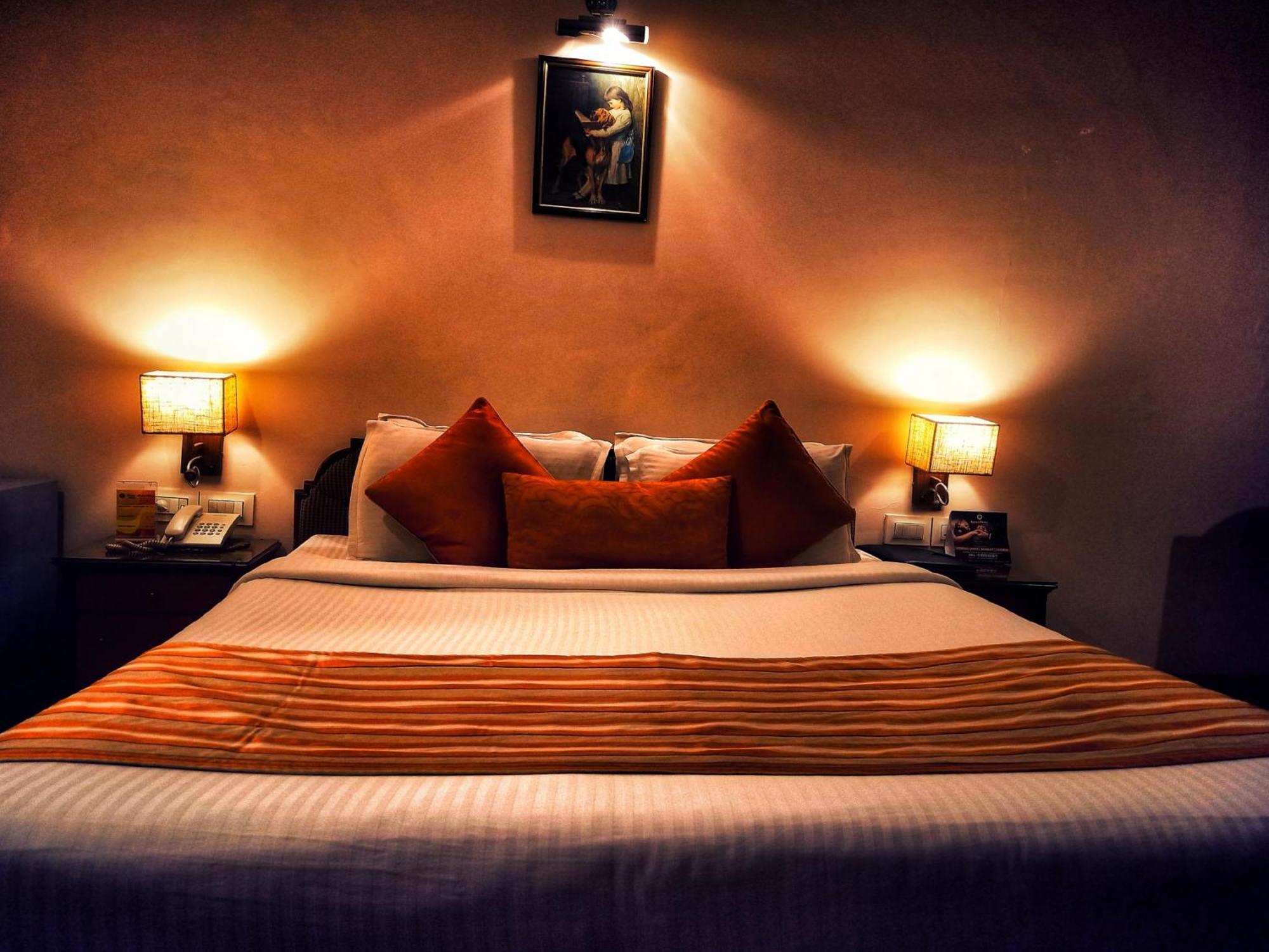 Kailash Parbat Hotel Lonavala Dış mekan fotoğraf